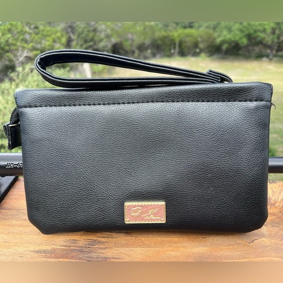 EUC Betsey Johnson Peek-A-Boo Black Cat Pouch/Wristlet - Picture 3 of 13